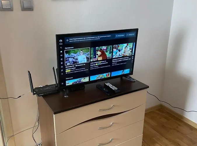 דירה With Lovely Terrace & Free Street Parking