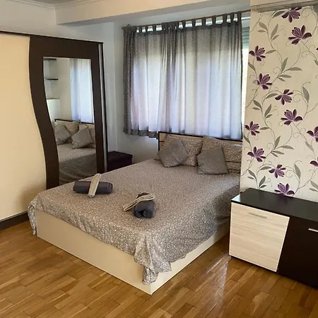 Апартаменты With Lovely Terrace & Free Street Parking Пловдив